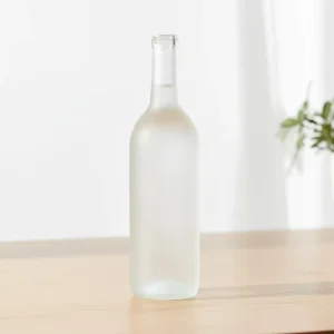 Reusable Glass Wine Bottles 500ml 750 ml Clear Frosted Glass Bordeaux Bottles Frosted Flint Empty Wine Bottle for Drinks