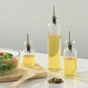 Soy Sauce Dispenser Transparent Borosilicate Glass Oil Jars with Metal Spout for Olive Oil Bottle Manufacturer