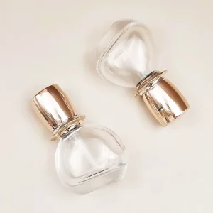 Special Square Glass Cosmetic Container for Foundation Clear Glass Bottle with Carton Packaging 30ml Capacity Custom Color