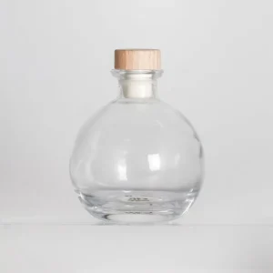 Transparent 220ml Glass Reed Diffuser Bottle Square and Round Design with Rubber Stopper and Dropper
