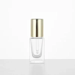 Versatile Glass Dropper Bottles Suitable for Personal Essential Oil Storage and Gifting Purposes Combining Utility