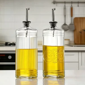 square Glass Oil and Vinegar Bottle Olive Oil Dispenser with Different Embossed Pattern Design